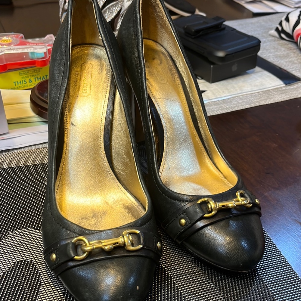 Women coach shoes